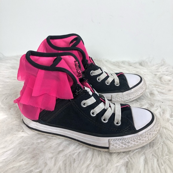 converse with ruffles